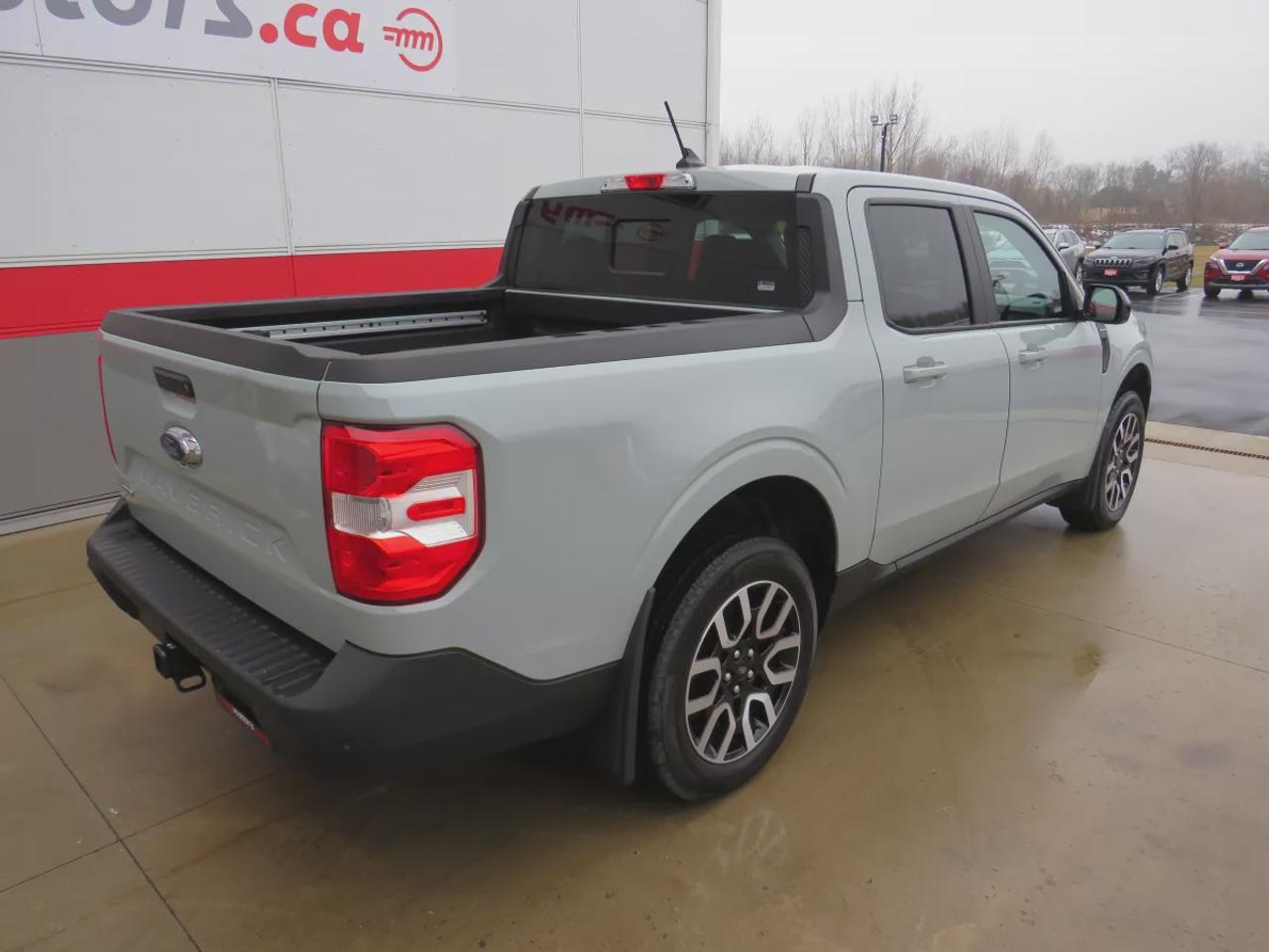 2024 Ford Maverick LARIAT | Hybrid | One Owner!! | Clean Title/No Accidents!! | Safety/Certified!! | Trailer Hitch | Alloy Rims | Two-Tone Leather | Navigation | Push Button Start | Power Seats | Reverse Camera | Digital Touchscreen | Heated Seats/Steering Wheel | Photo