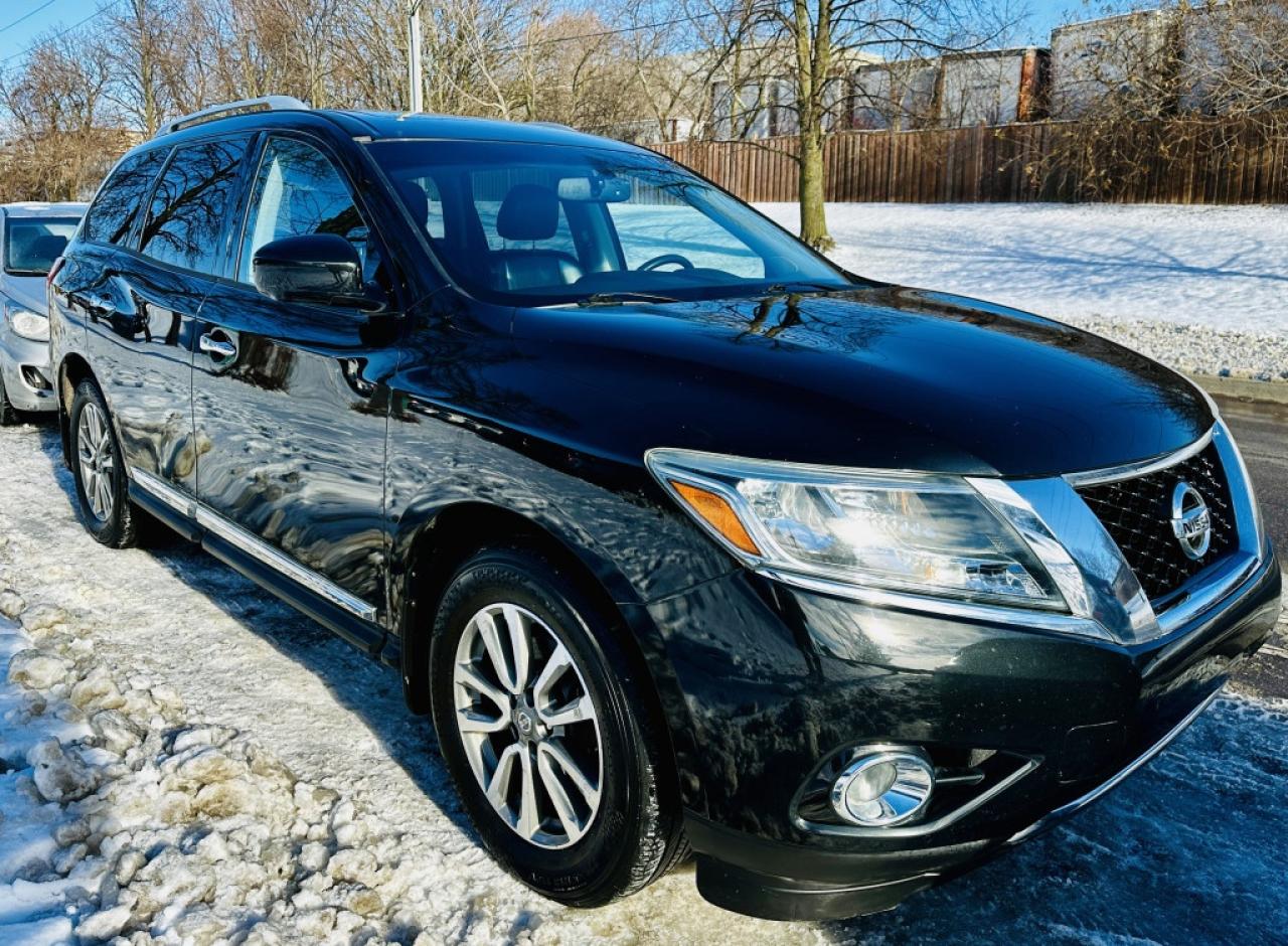 2016 Nissan Pathfinder SL 4WD Photo