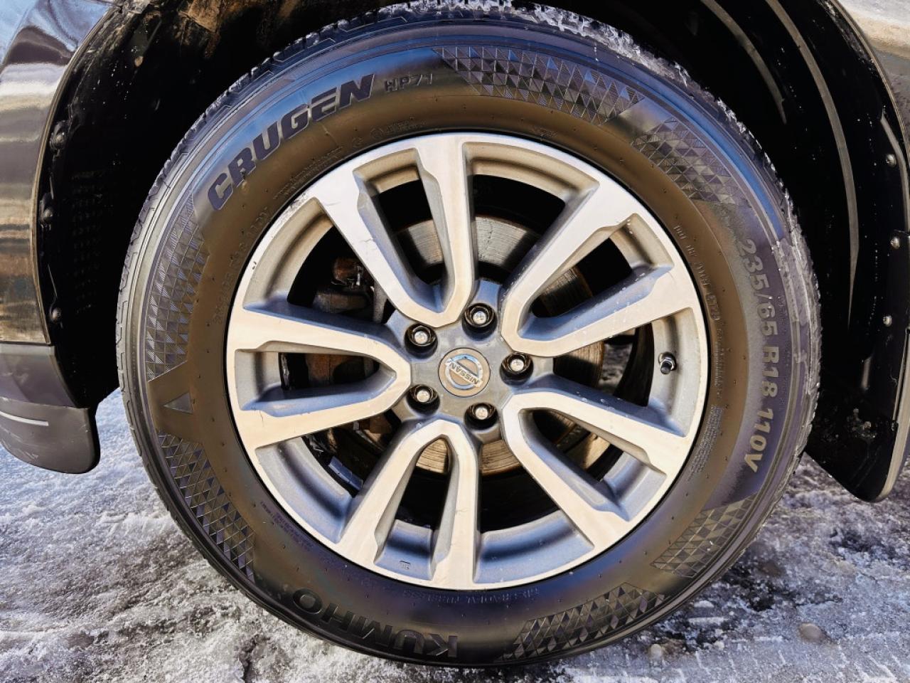 2016 Nissan Pathfinder SL 4WD Photo