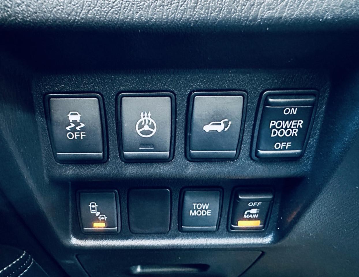 2016 Nissan Pathfinder SL 4WD Photo