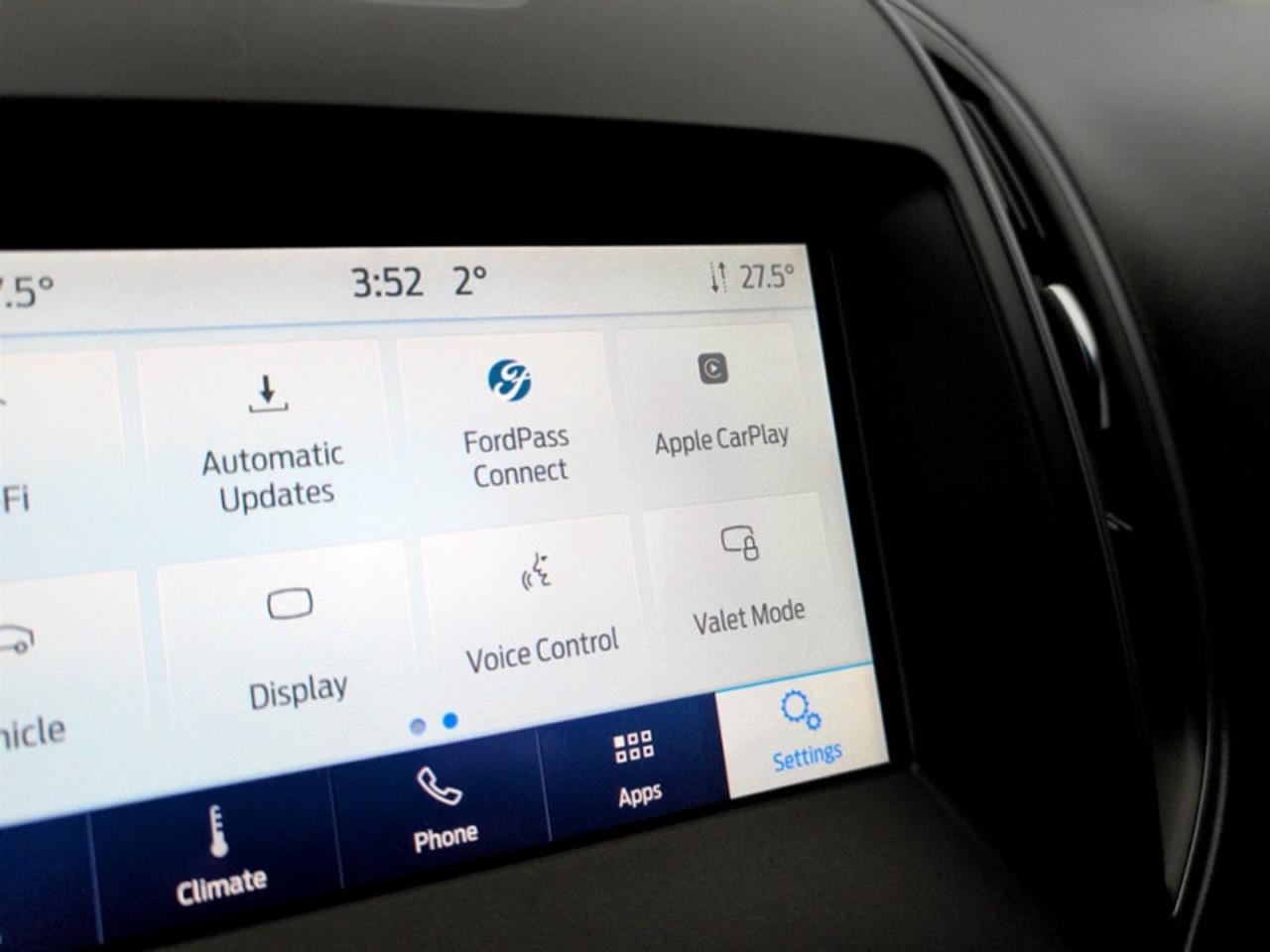 2020 Ford Edge SE AWD Photo