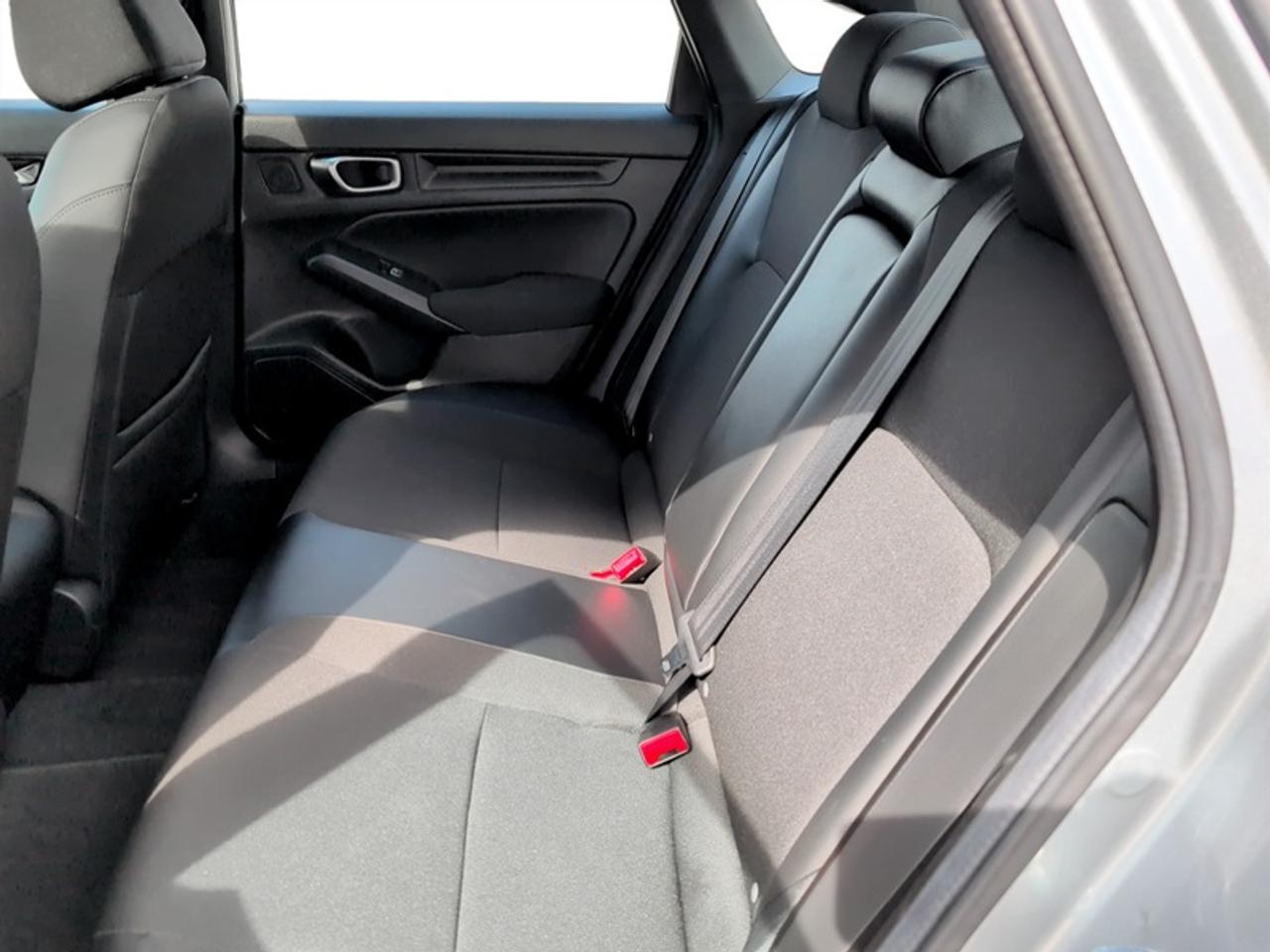2025 Honda Civic Hybrid Sedan Sport  **LOW KMS** Photo
