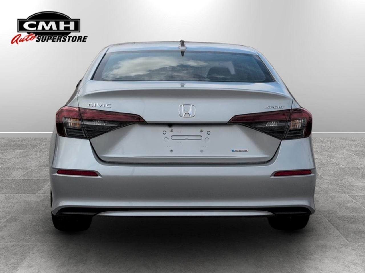 2025 Honda Civic Hybrid Sedan Sport  **LOW KMS** Photo