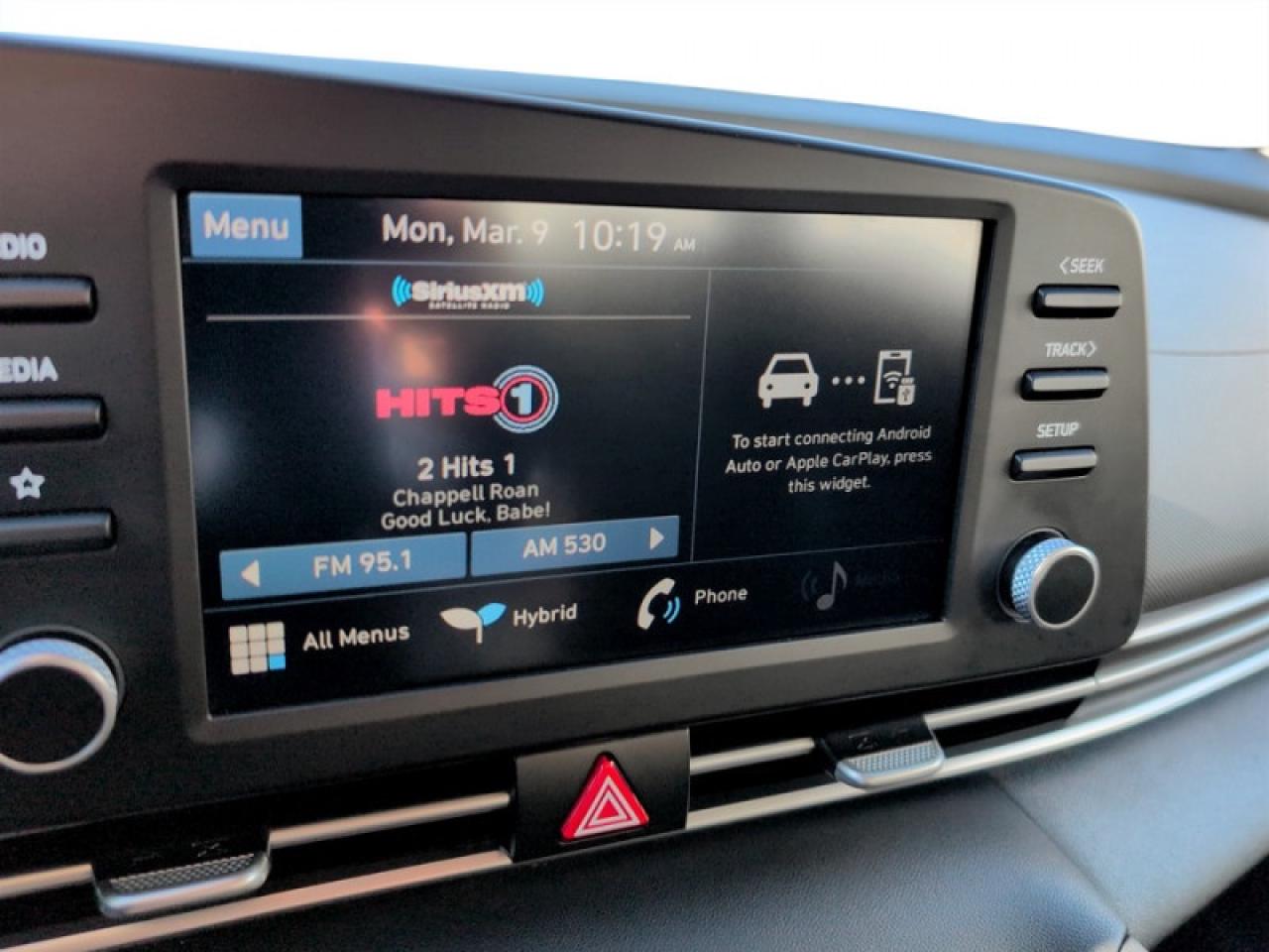 2022 Hyundai Elantra Hybrid Preferred DCT  *ONE OWNER* Photo