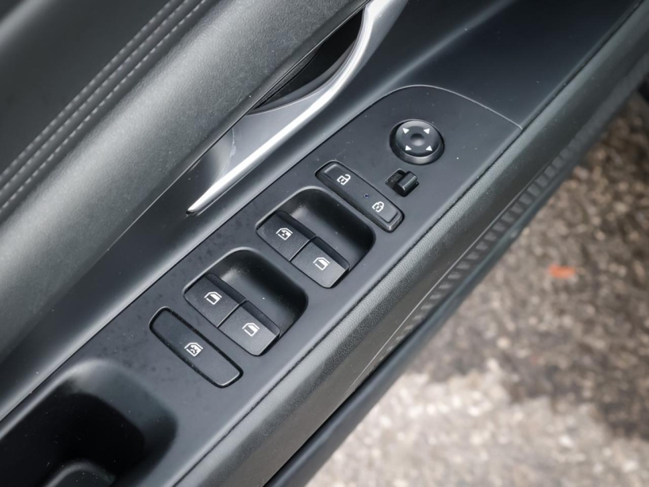 2021 Hyundai Elantra Preferred w/Sun & Tech Package IVT  - $67.79 /Wk Photo