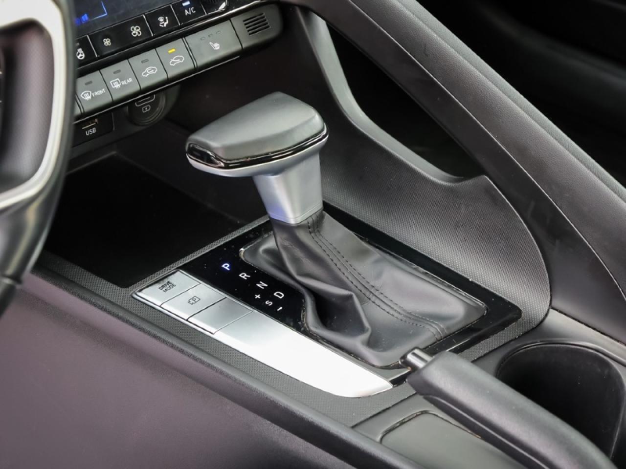 2021 Hyundai Elantra Preferred w/Sun & Tech Package IVT  - $67.79 /Wk Photo