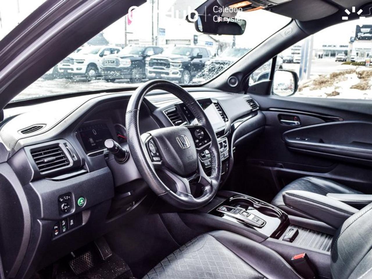 2020 Honda Passport Touring AWD Sunroof Leather Lane Assist Heated front Seats Alloy Rims Photo