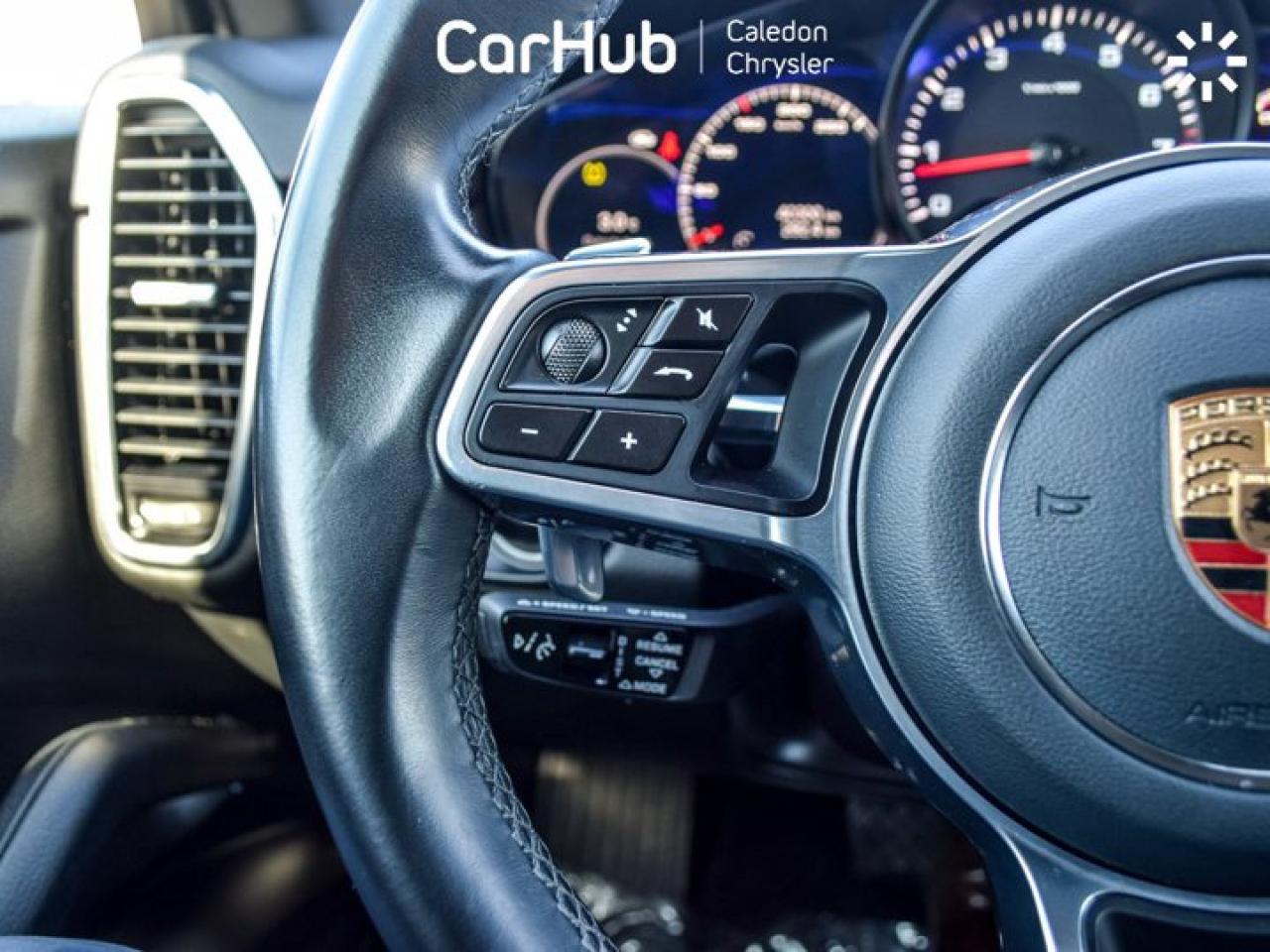 2023 Porsche Cayenne Platinum Edition Coupe AWD Pano Sunroof Ventilated Front Seats Photo