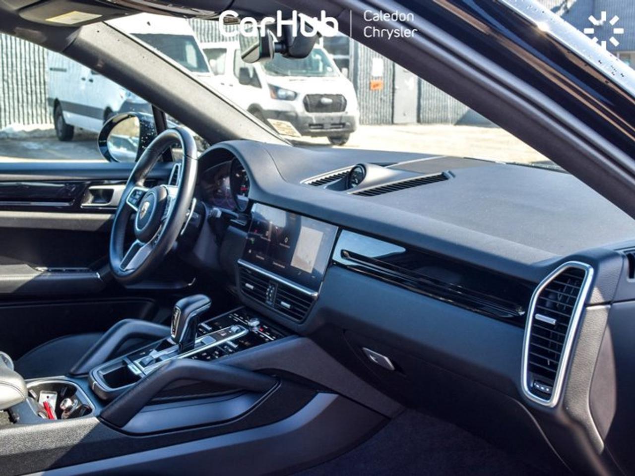 2023 Porsche Cayenne Platinum Edition Coupe AWD Pano Sunroof Ventilated Front Seats Photo