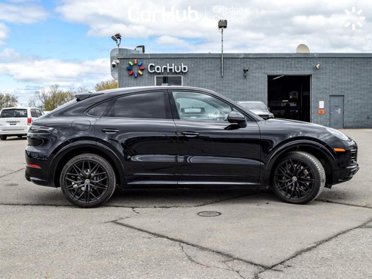 2023 Porsche Cayenne Platinum Edition Coupe AWD Pano Sunroof Ventilated Front Seats Photo