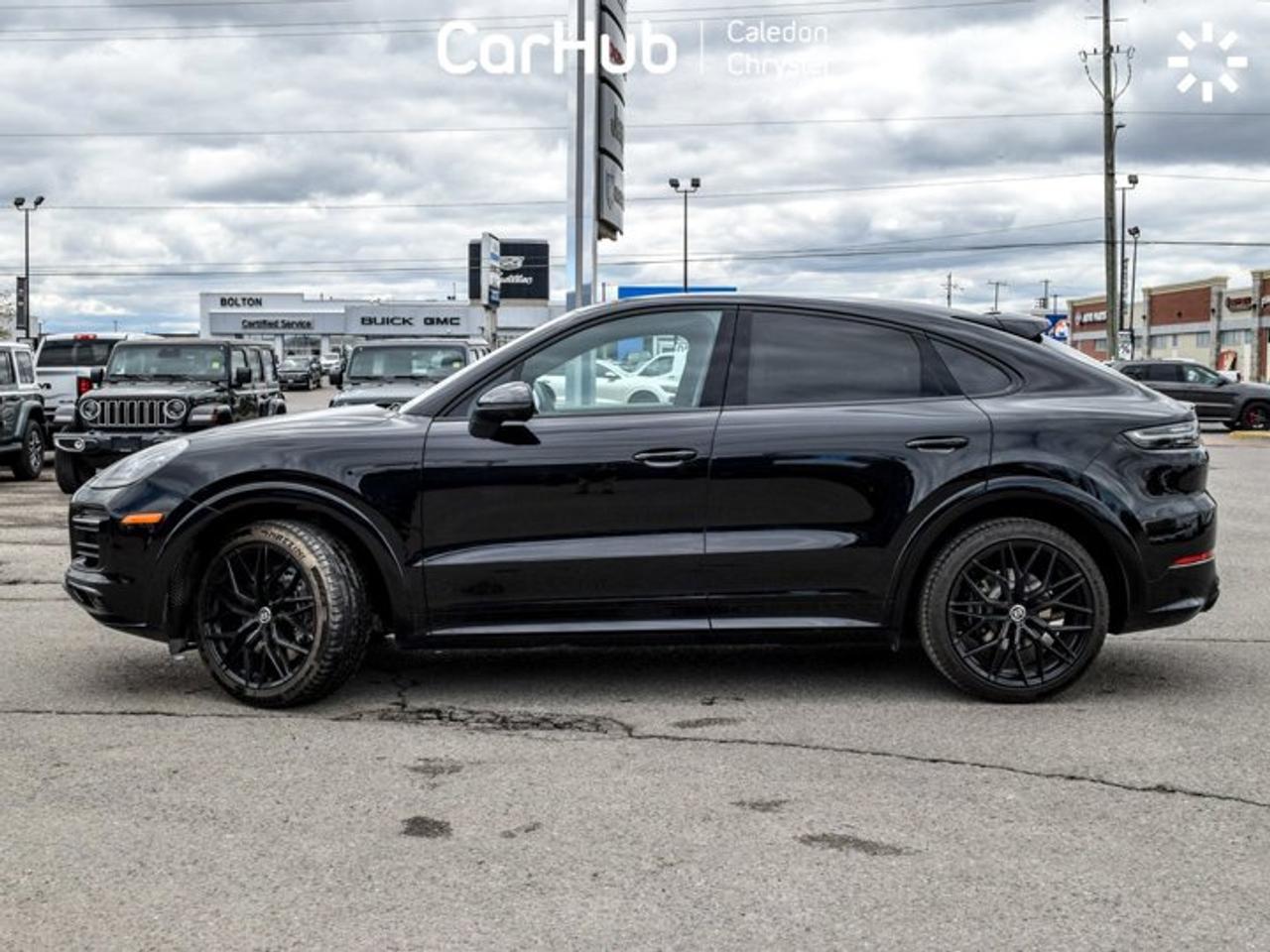 2023 Porsche Cayenne Platinum Edition Coupe AWD Pano Sunroof Ventilated Front Seats Photo