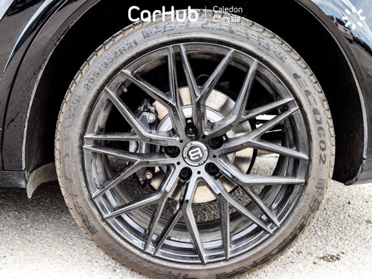 2023 Porsche Cayenne Platinum Edition Coupe AWD Pano Sunroof Ventilated Front Seats Photo