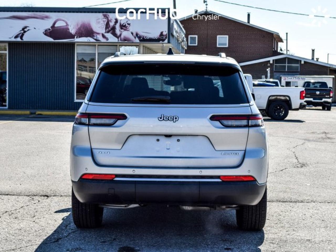 2024 Jeep Grand Cherokee L Limited 7 Seater 10.1"Display Pano sunroof Blin Spot Lane Assist Photo