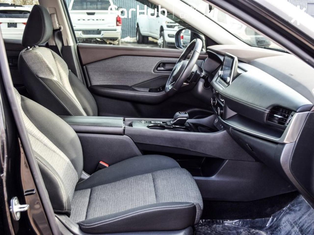 2021 Nissan Rogue S Blind Spot Heated front Seats Lane Departure Alloy Rims Photo