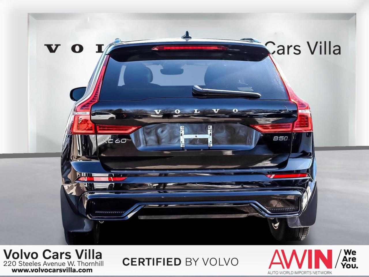 2024 Volvo XC60 B5 AWD Plus Dark Theme Photo