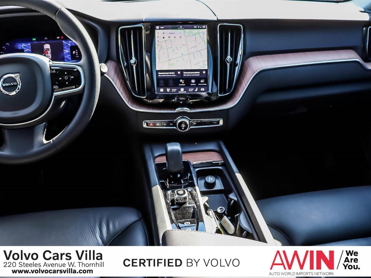 2024 Volvo XC60 B5 AWD Plus Dark Theme Photo