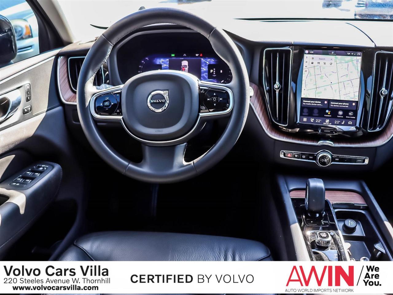 2024 Volvo XC60 B5 AWD Plus Dark Theme Photo