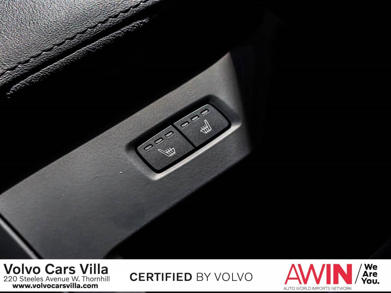 2024 Volvo XC60 B5 AWD Plus Dark Theme Photo