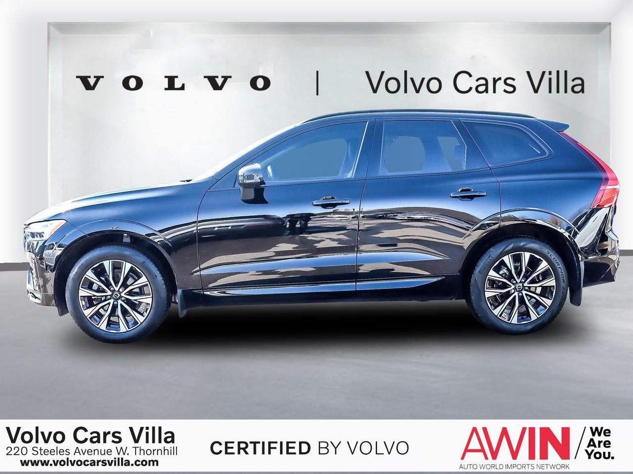 2024 Volvo XC60 B5 AWD Plus Dark Theme Photo3