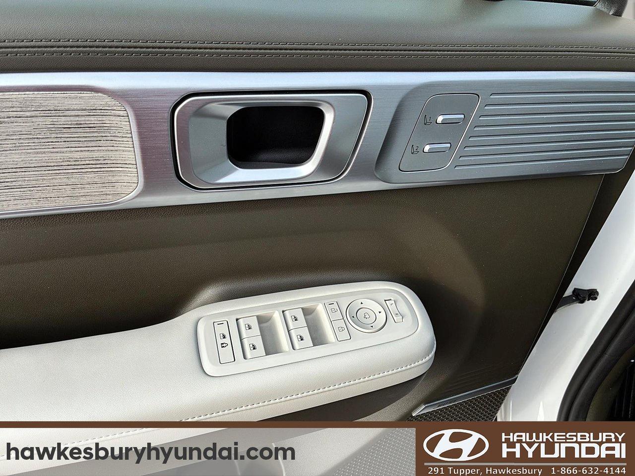 2025 Hyundai Santa Fe Ultimate Calligraphy Photo