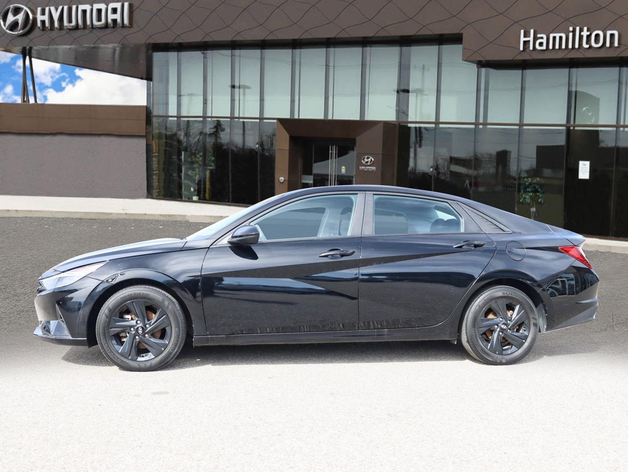 2023 Hyundai Elantra Preferred Photo4