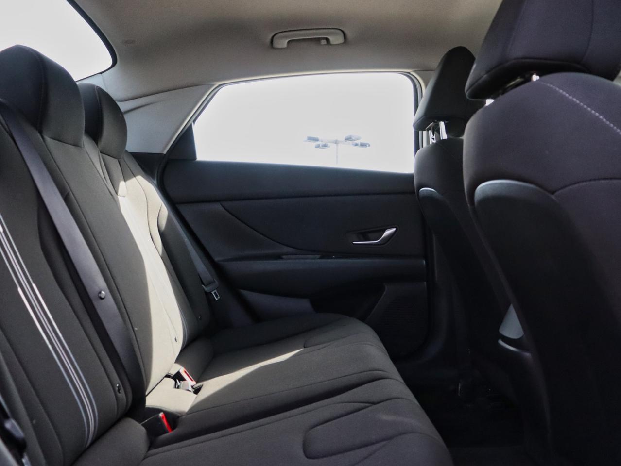 2023 Hyundai Elantra Preferred Photo