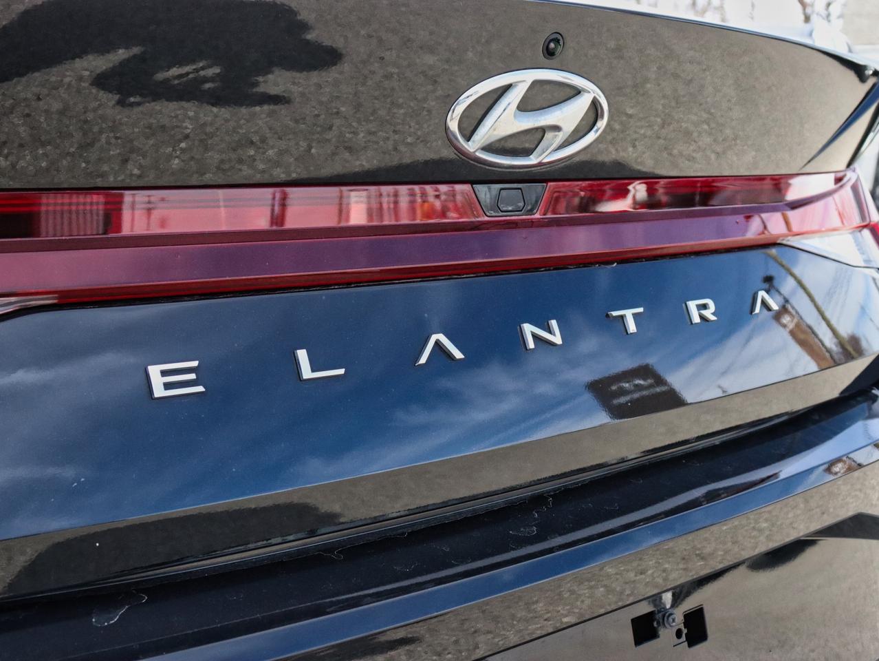 2023 Hyundai Elantra Preferred Photo