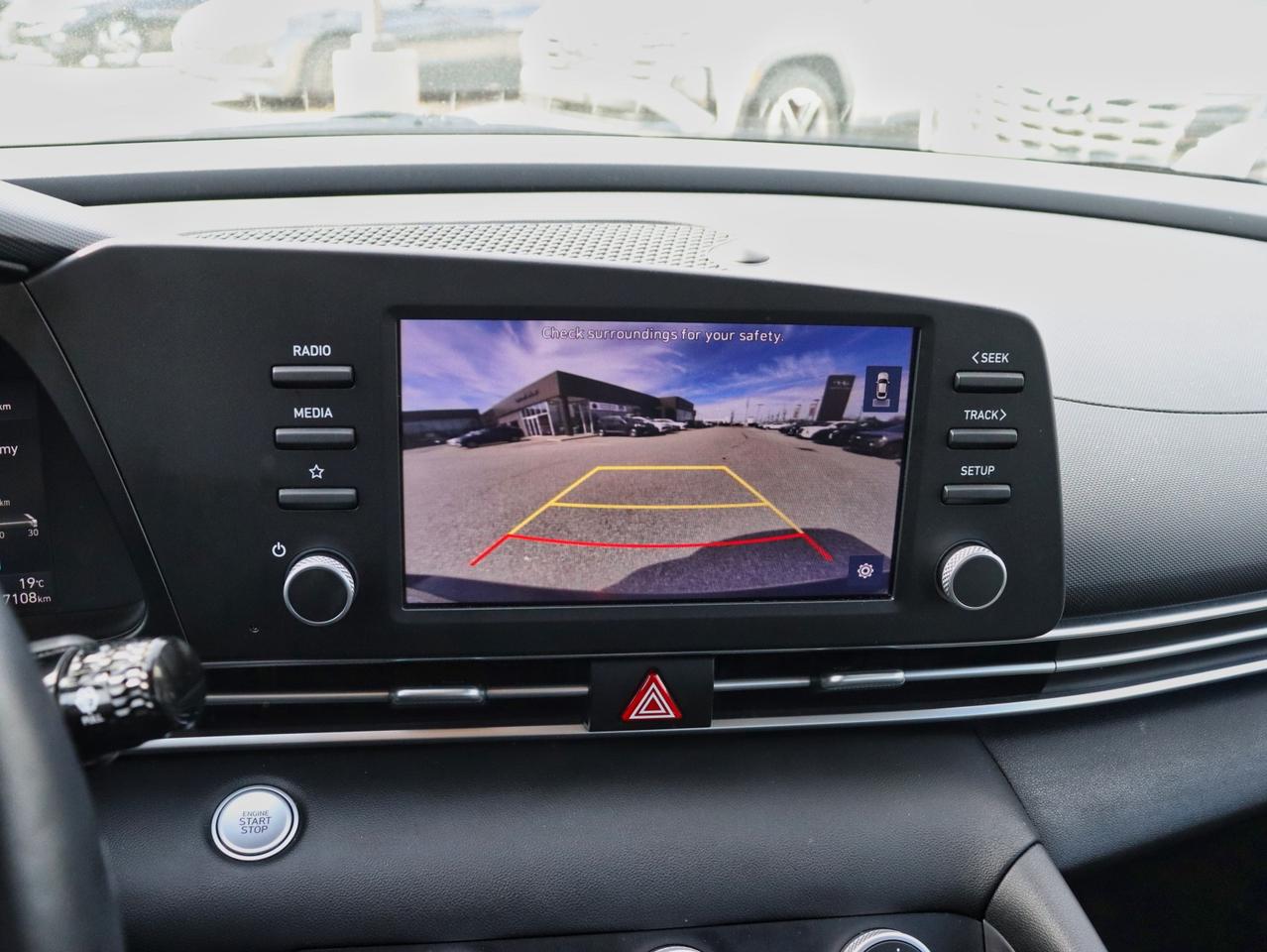 2023 Hyundai Elantra Preferred Photo