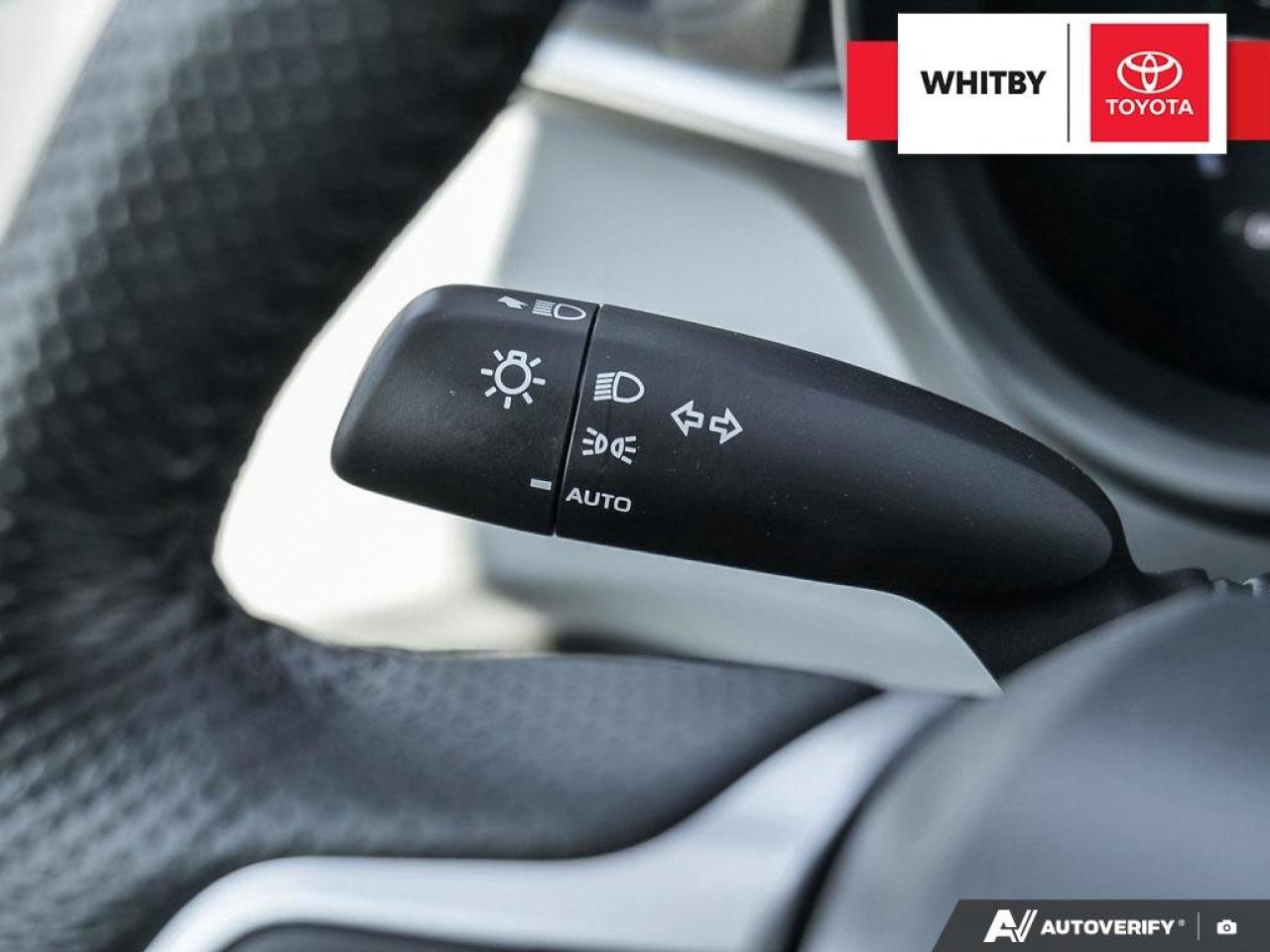 2025 Toyota Sienna XLE Hybrid 2.5L Photo