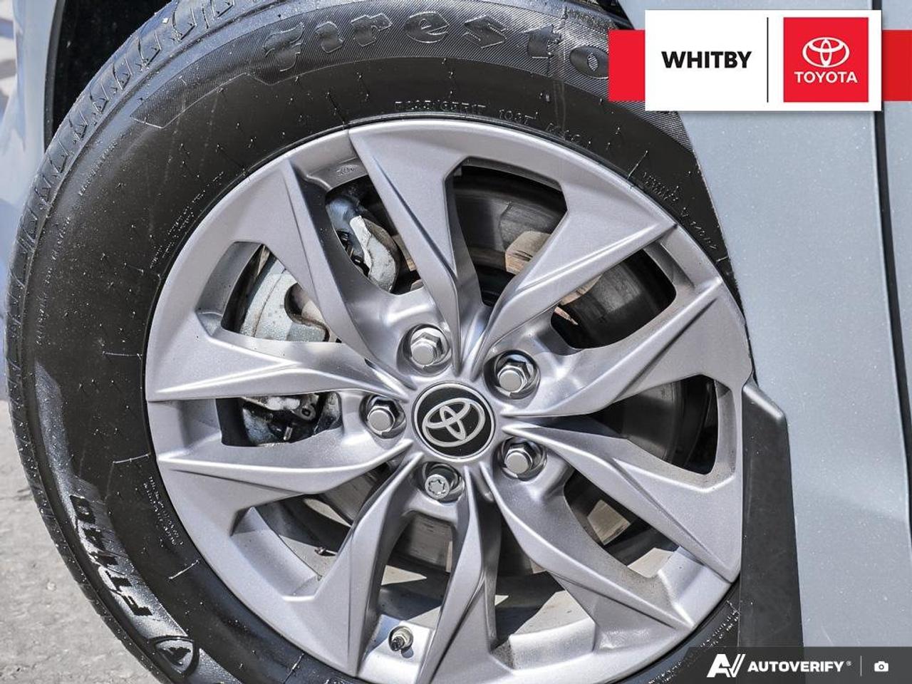 2025 Toyota Sienna XLE Hybrid 2.5L Photo