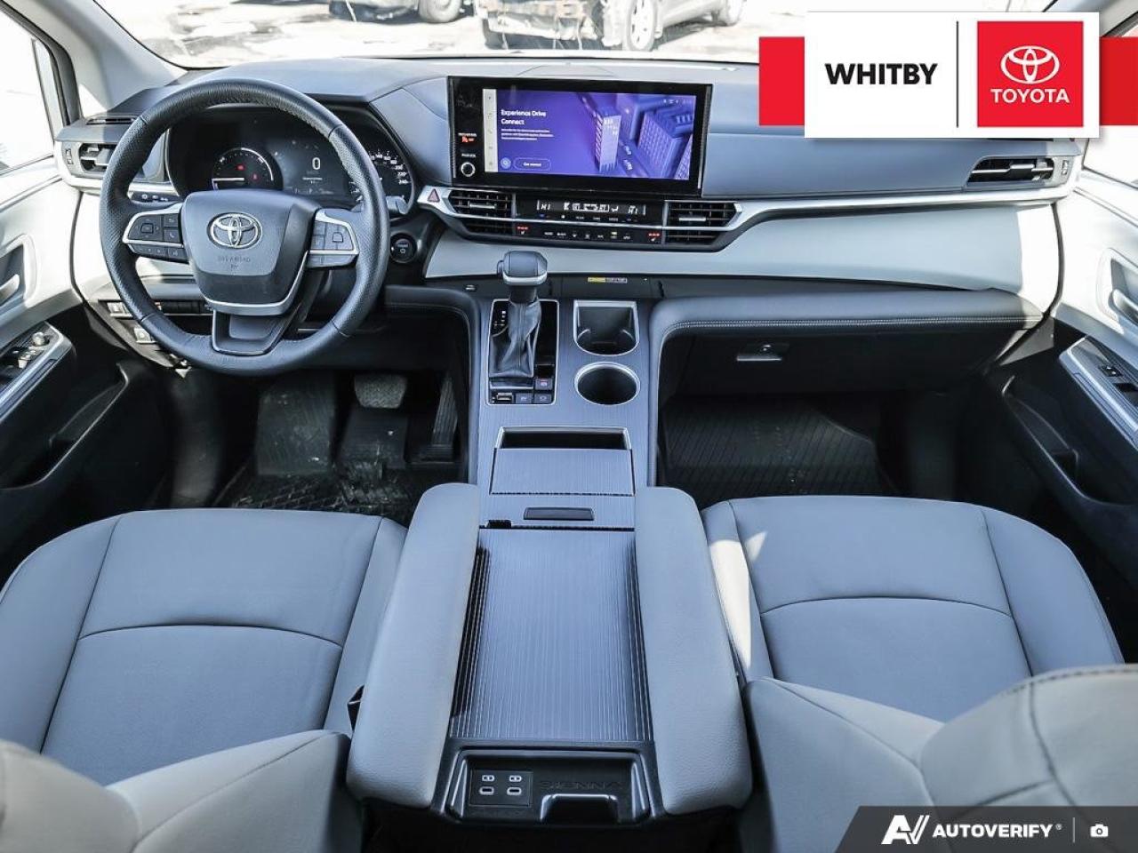 2025 Toyota Sienna XLE Hybrid 2.5L Photo