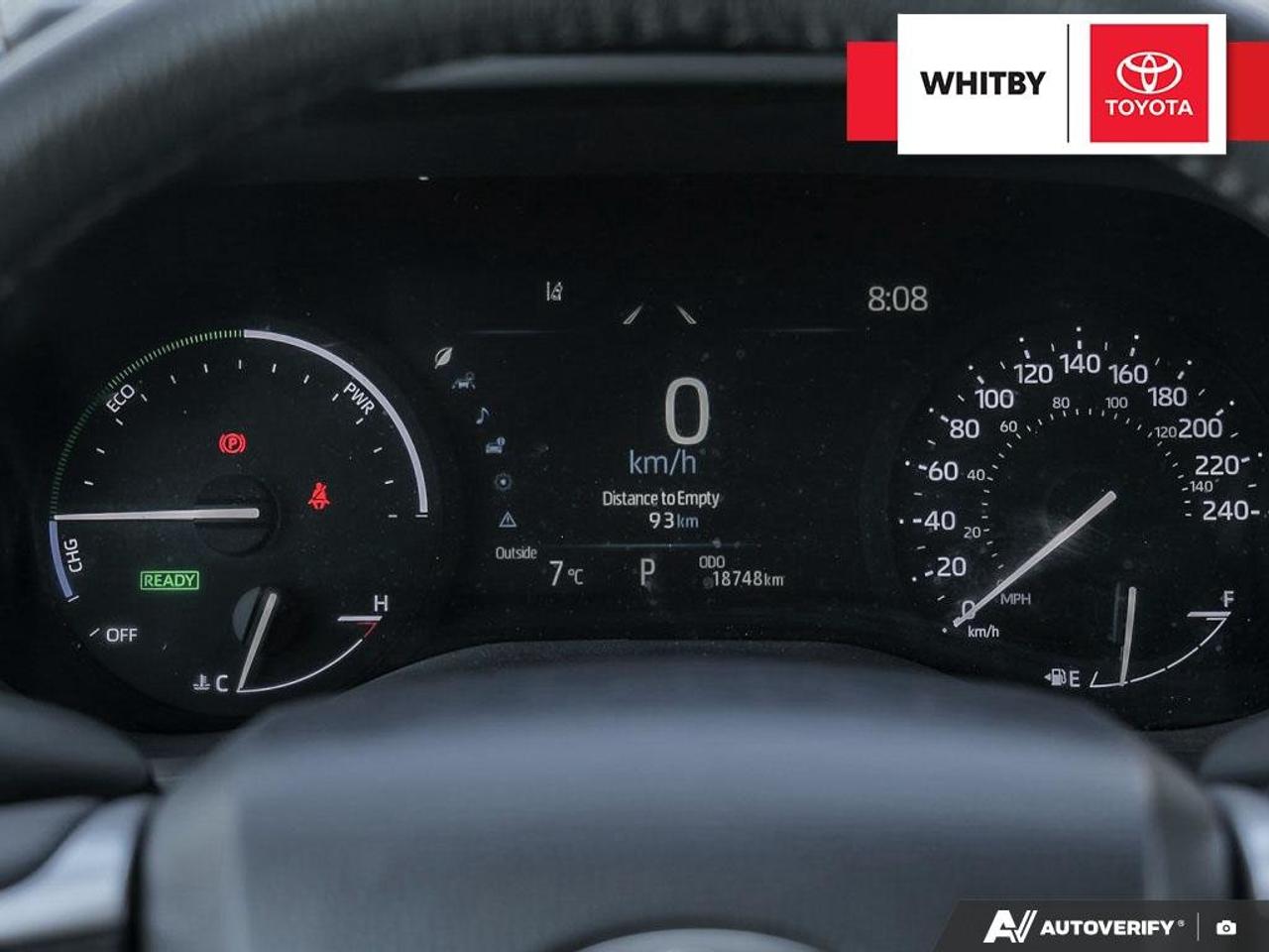 2025 Toyota Sienna XLE Hybrid 2.5L Photo