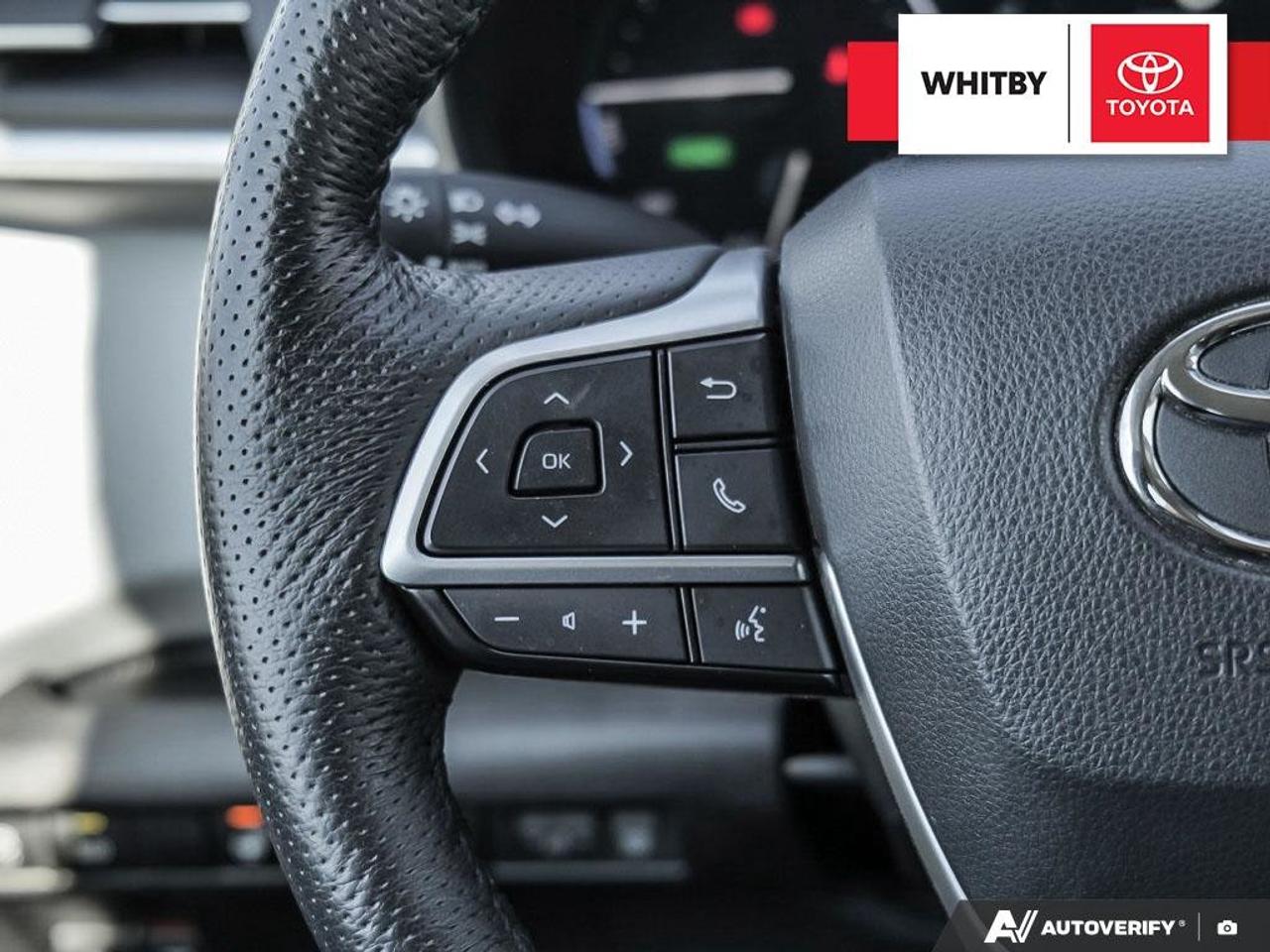 2025 Toyota Sienna XLE Hybrid 2.5L Photo