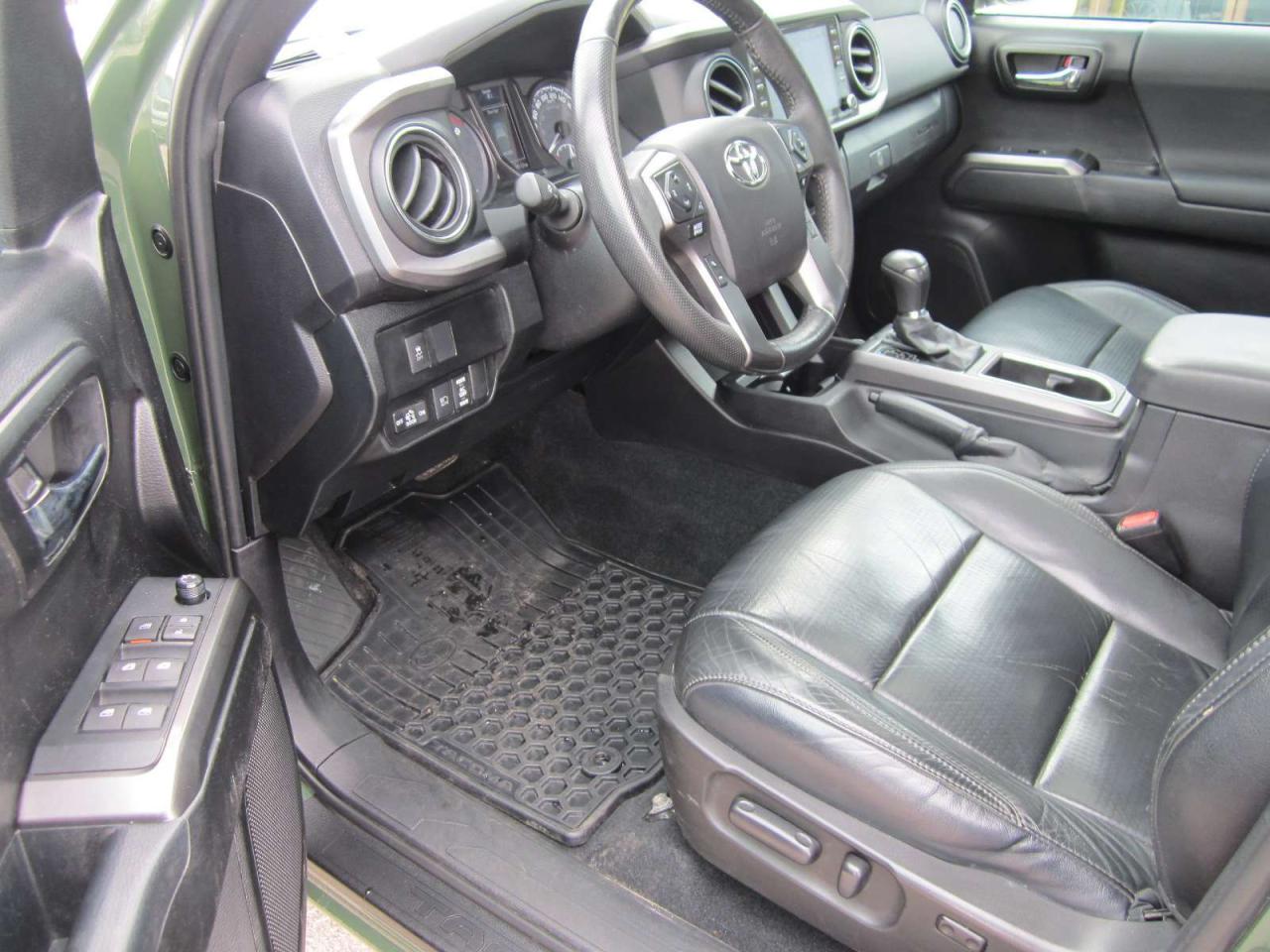 2021 Toyota Tacoma TRD SPORT PREMIUM Photo