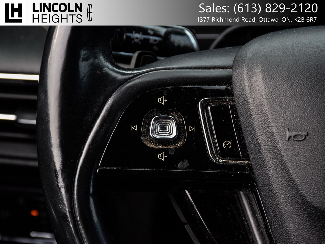 2021 Lincoln Corsair  Photo