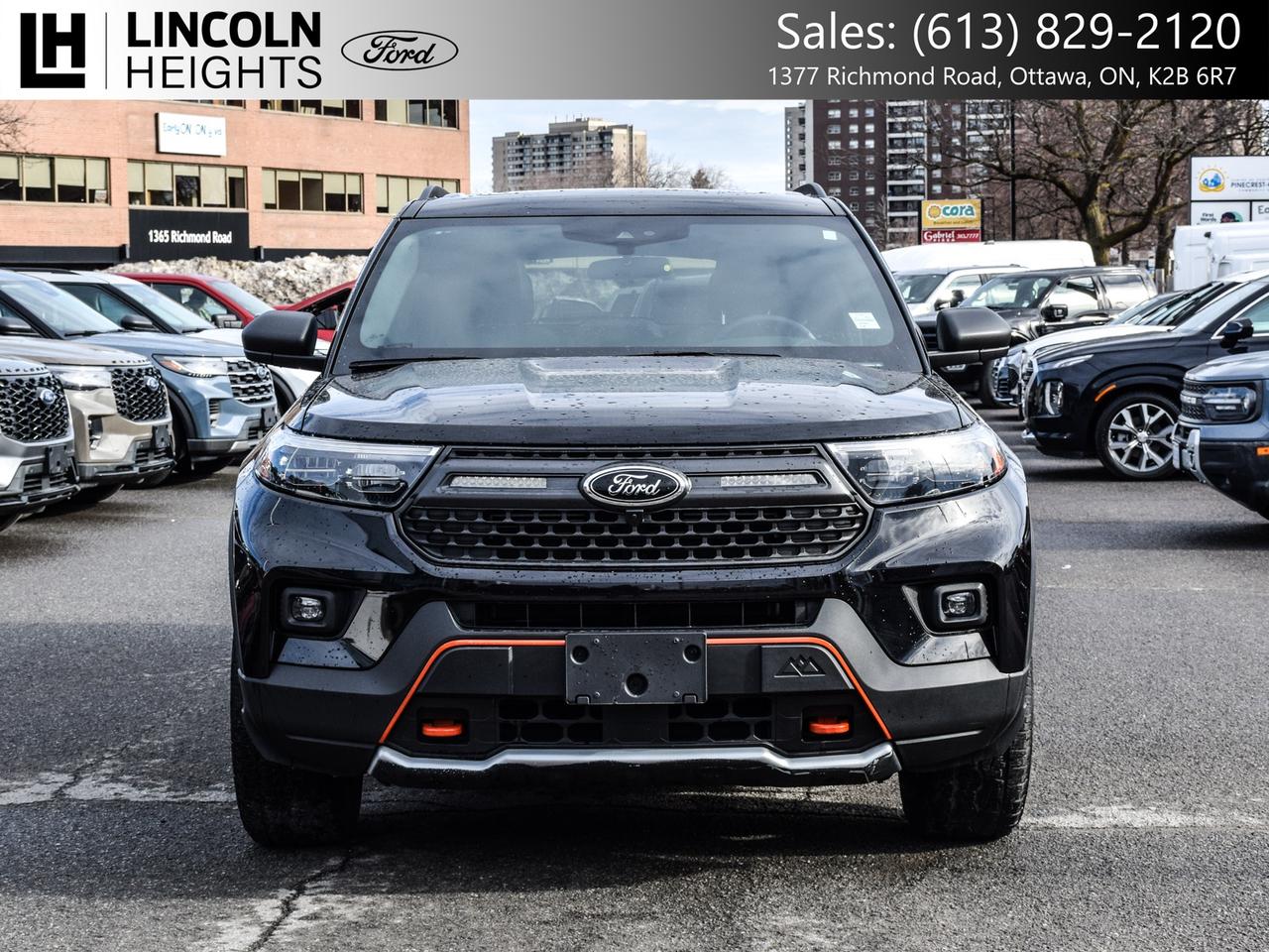 2023 Ford Explorer  Photo