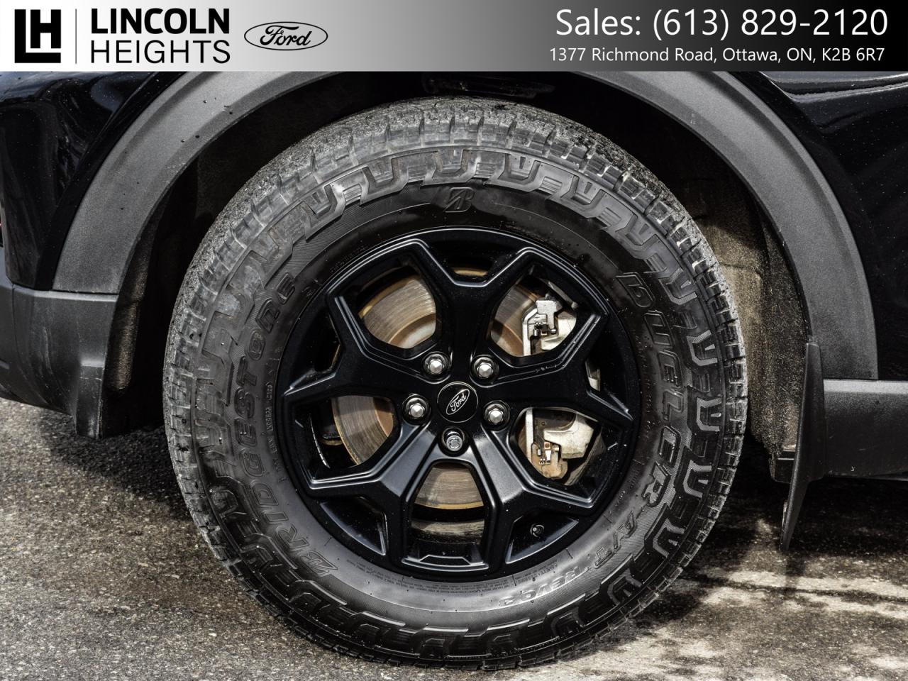 2023 Ford Explorer  Photo