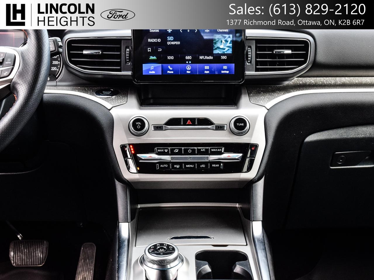 2023 Ford Explorer  Photo