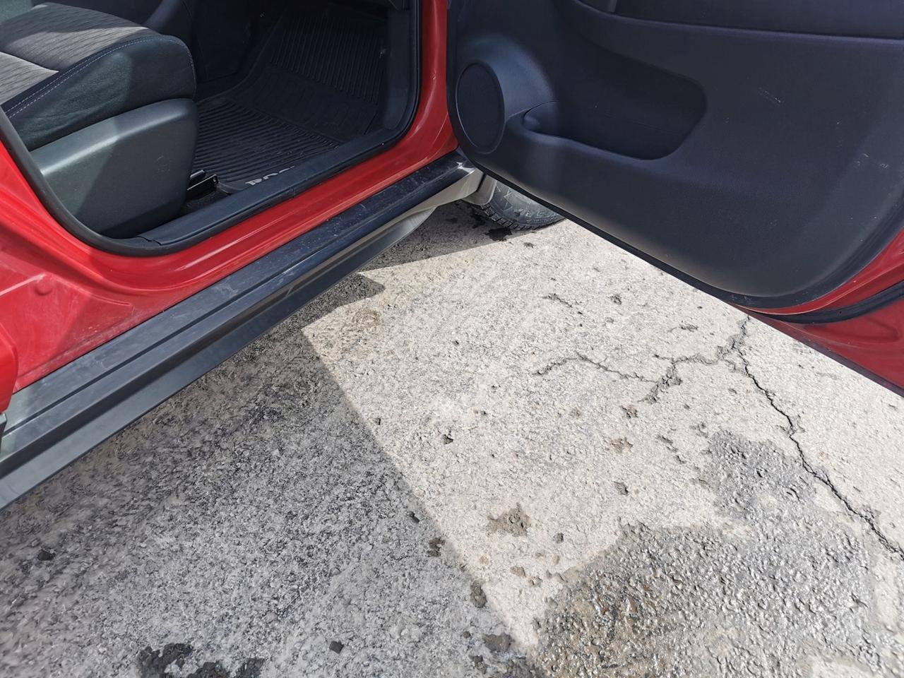 2017 Nissan Rogue SV AWD Photo