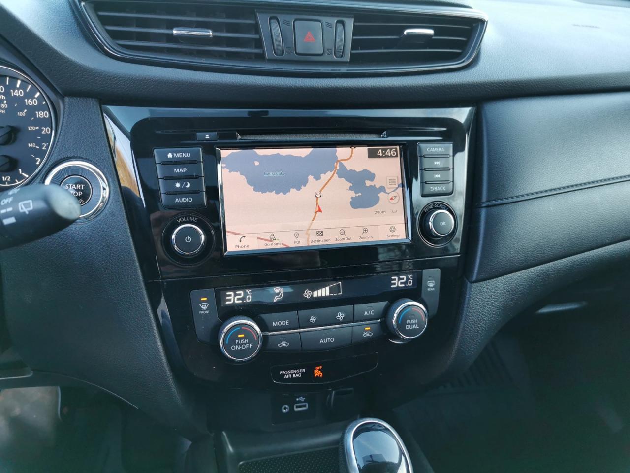 2018 Nissan Rogue SV AWD Photo