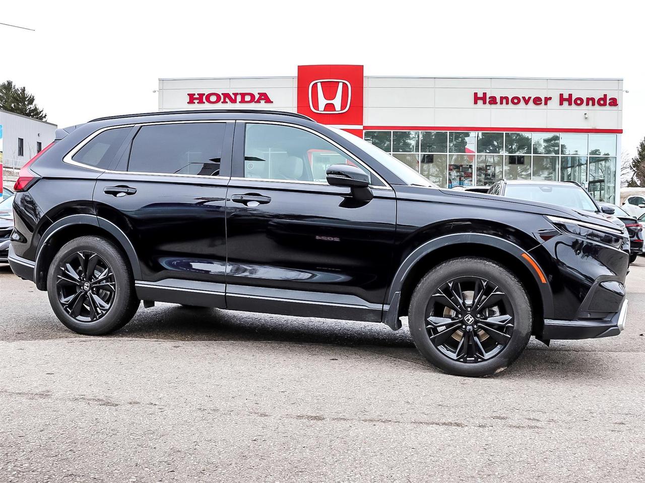 2024 Honda CR-V Hybrid Touring Photo2