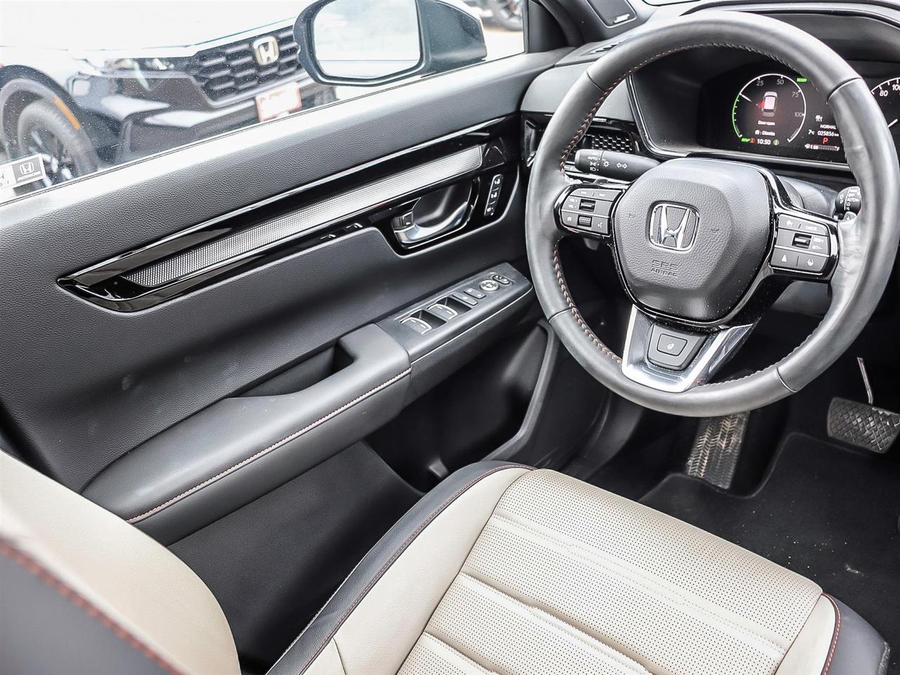 2024 Honda CR-V Hybrid Touring Photo