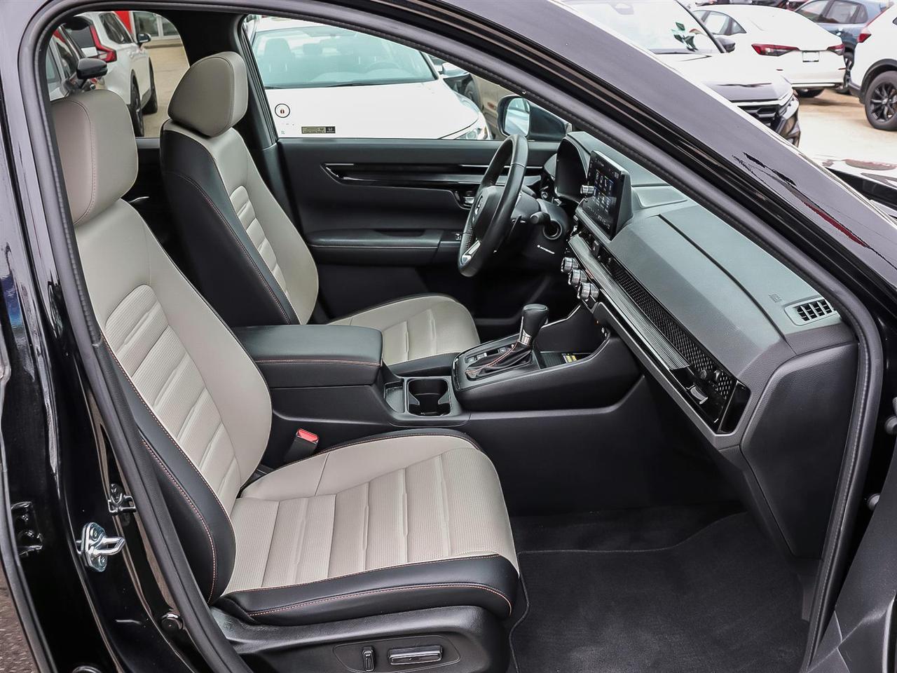 2024 Honda CR-V Hybrid Touring Photo