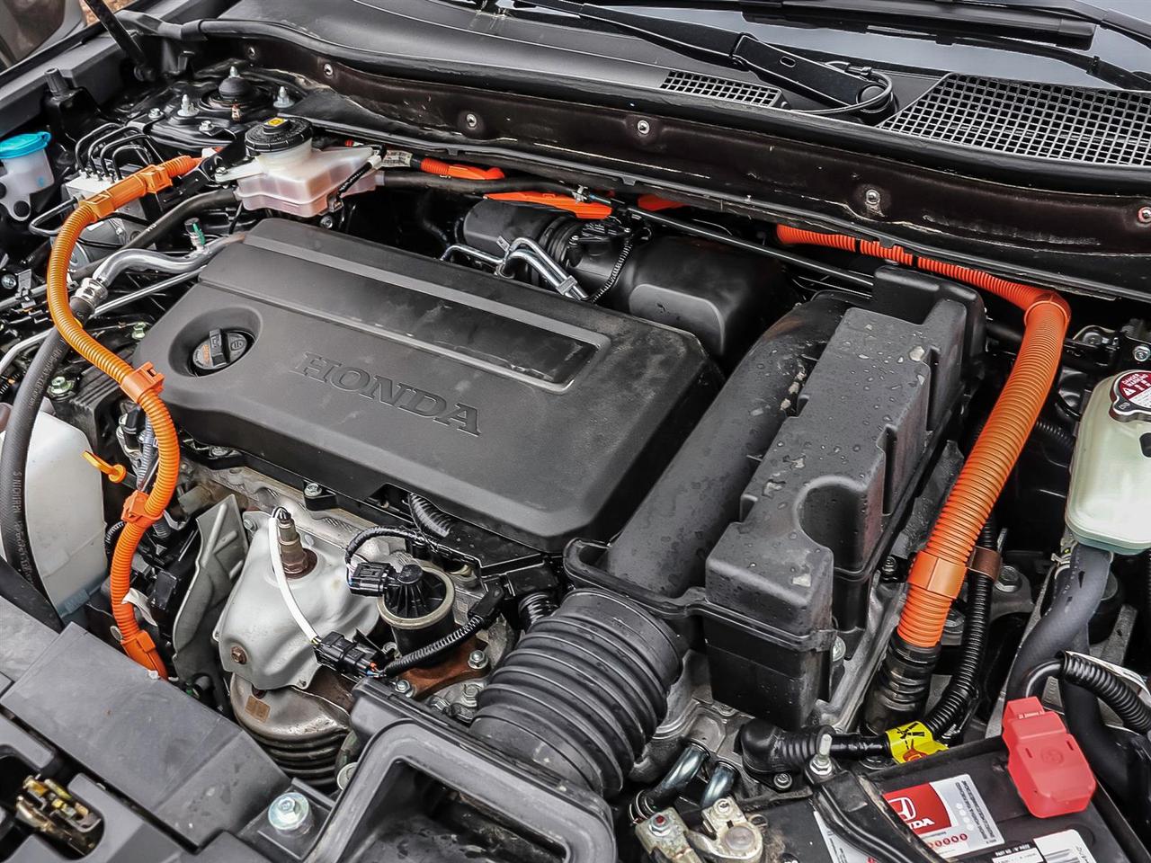 2024 Honda CR-V Hybrid Touring Photo