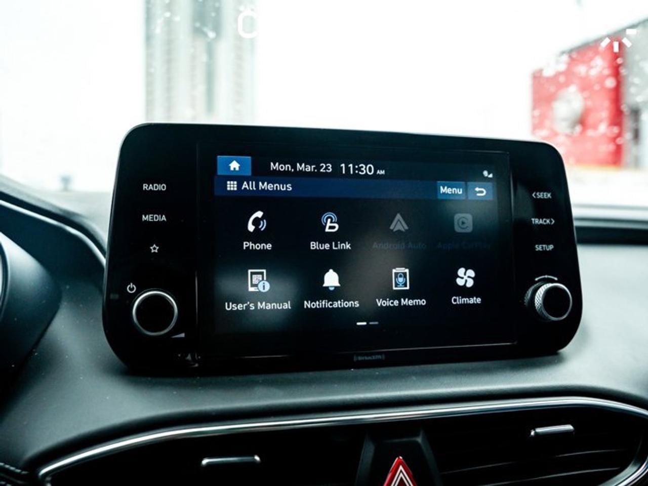 2022 Hyundai Santa Fe Preferred AWD w/Trend Package Panoroof Apple CarPlay Android Auto Photo