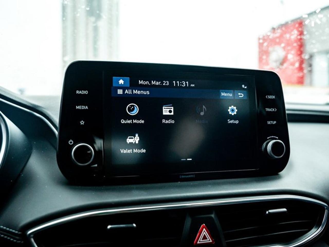 2022 Hyundai Santa Fe Preferred AWD w/Trend Package Panoroof Apple CarPlay Android Auto Photo