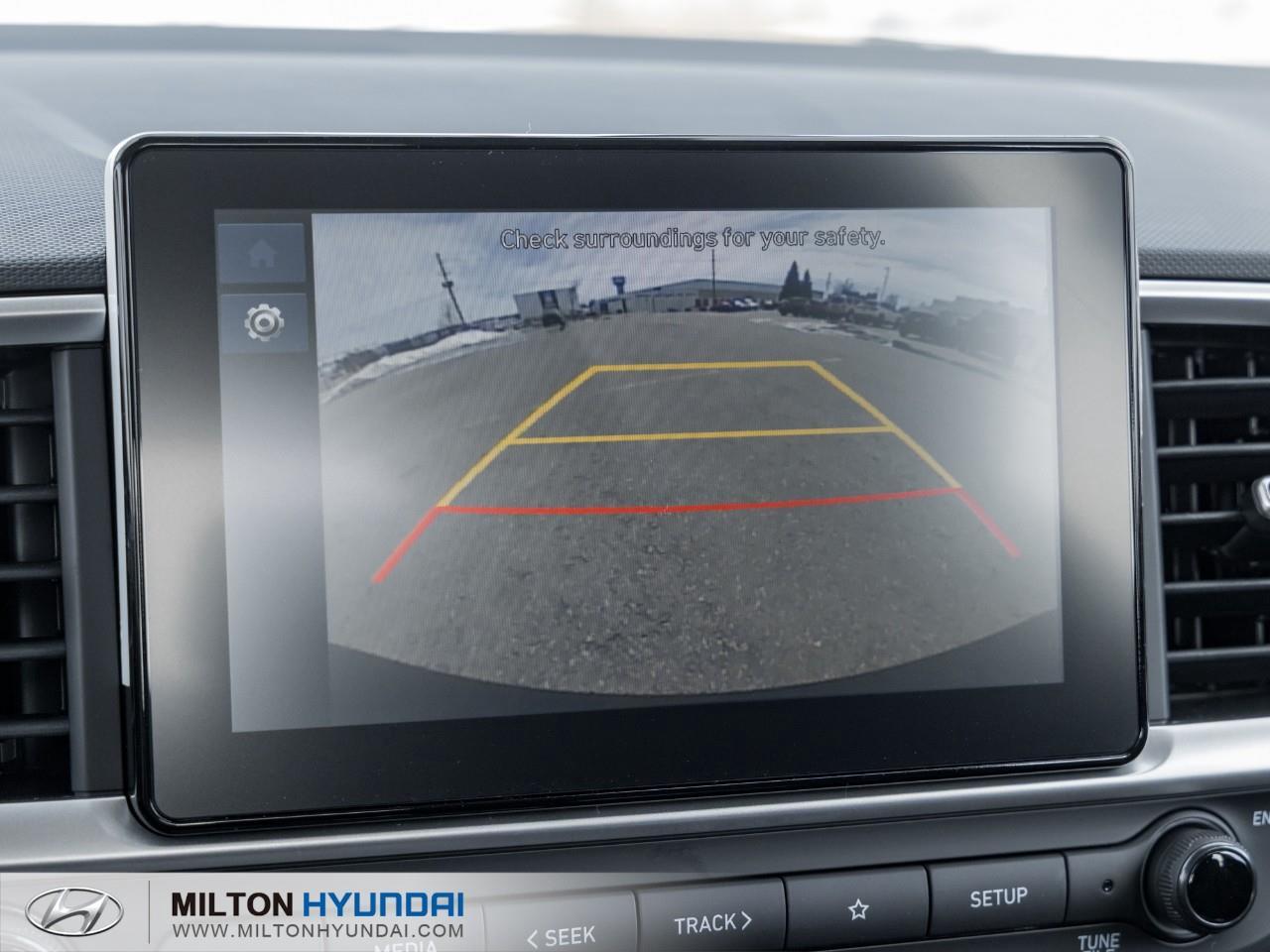 2026 Hyundai Venue Essential 4dr Front-Wheel Drive Photo