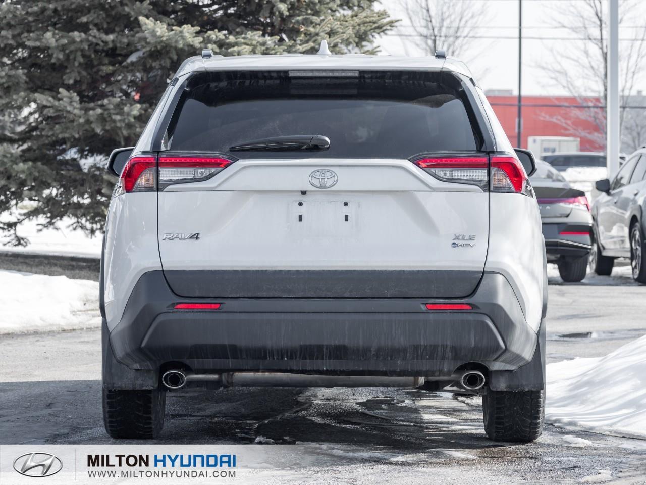 2025 Toyota RAV4 Hybrid XLE 4dr All-Wheel Drive Photo
