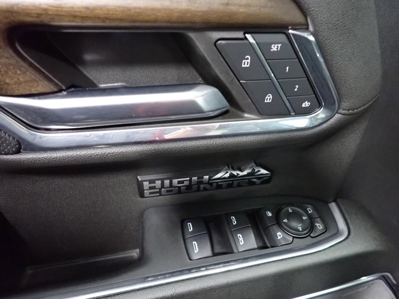 2024 Chevrolet Silverado 1500 High Country 5.5 BOX 4WD CREW LEATHER NAVI SUNROOF *DIESEL* Photo