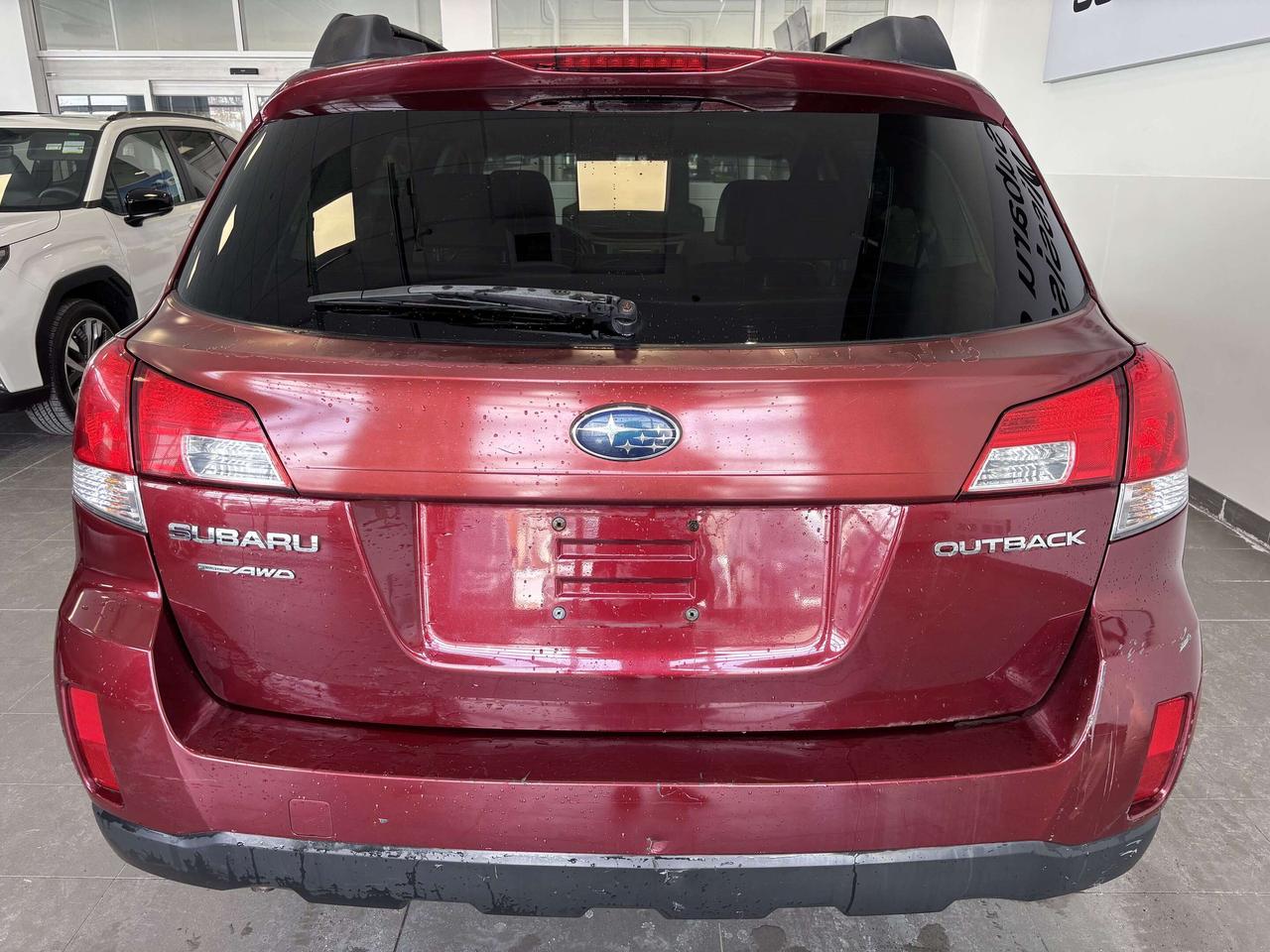 2012 Subaru Outback LIMITED Photo